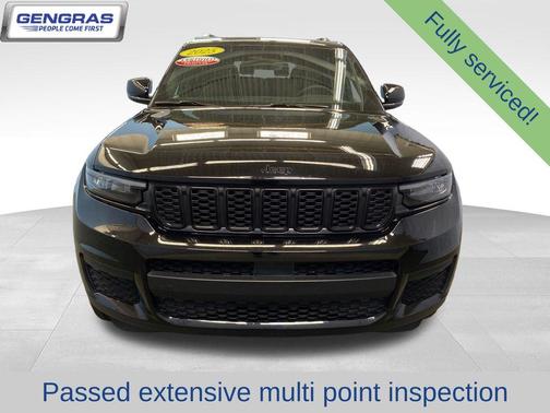 Diamond Black 2025 Jeep Grand Cherokee L Laredo