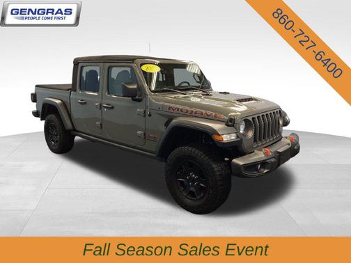 Sting Gray Clearcoat 2023 Jeep Gladiator Mojave