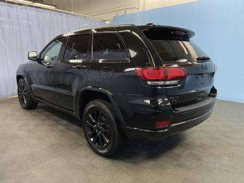 2017 Jeep Grand Cherokee Altitude