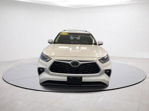 2023 Toyota Highlander 