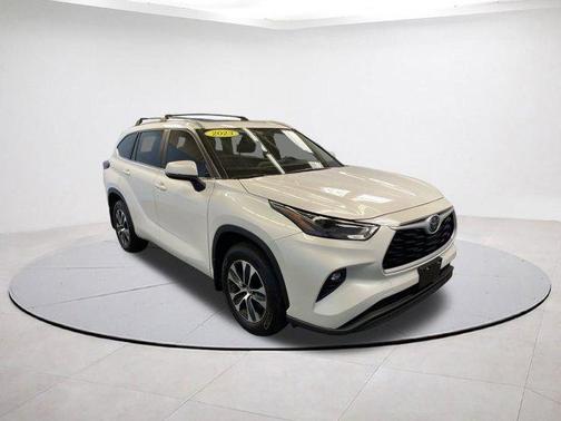 2023 Toyota Highlander 