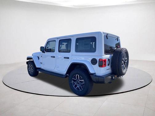 Bright White Clearcoat 2026 Jeep Wrangler Sahara
