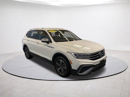 2024 Volkswagen Tiguan 2.0T Wolfsburg Edition