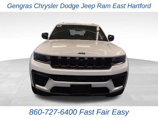 Bright White Clearcoat 2026 Jeep Grand Cherokee Limited