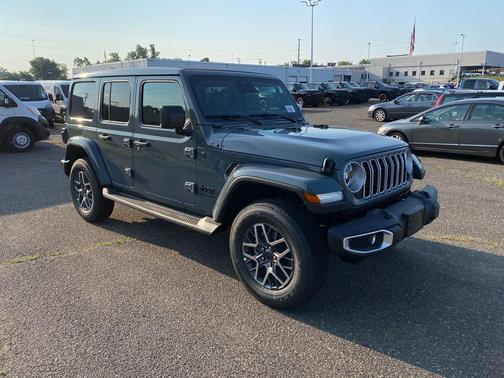 Anvil Clearcoat 2026 Jeep Wrangler Sahara