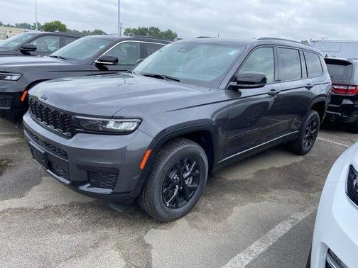 2025 Jeep Grand Cherokee L Laredo
