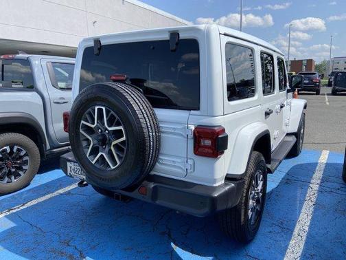 2025 Jeep Wrangler Sahara