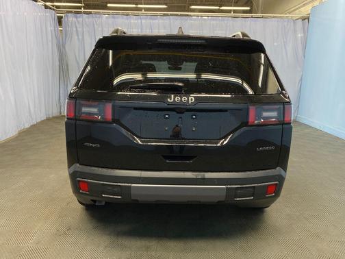 Diamond Black 2026 Jeep Cherokee LAREDO/LIMITED