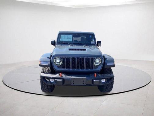 Anvil Clearcoat 2026 Jeep Gladiator Mojave