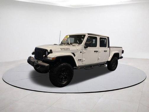 2021 Jeep Gladiator Sport
