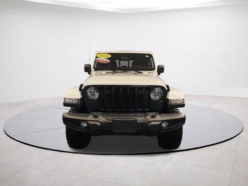 2021 Jeep Gladiator Sport