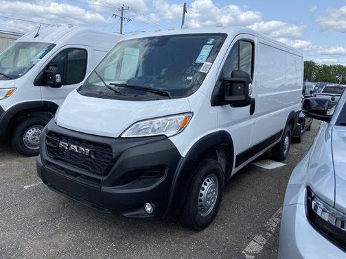 2025 RAM ProMaster 1500 Low Roof