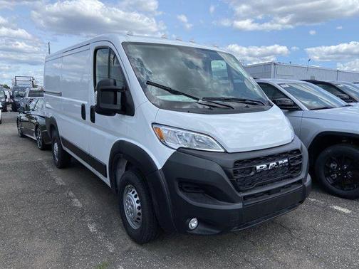 2025 RAM ProMaster 1500 Low Roof