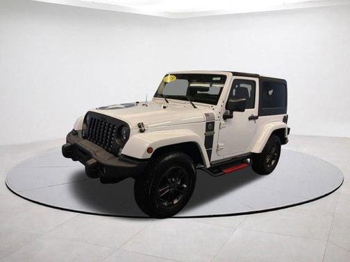 Bright White Clearcoat 2018 Jeep Wrangler JK Freedom Edition