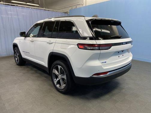 2023 Jeep Grand Cherokee 4xe Base