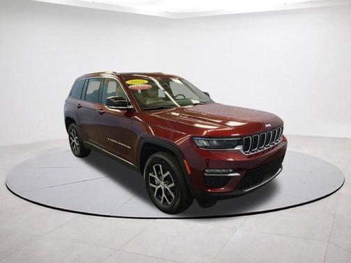 Velvet Red Pearlcoat 2025 Jeep Grand Cherokee Limited