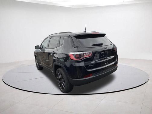 Diamond Black 2026 Jeep Compass Limited Altitude