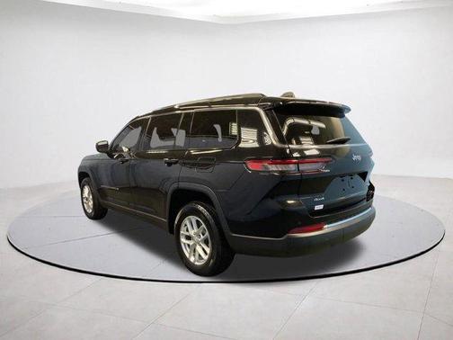 Diamond Black 2023 Jeep Grand Cherokee L Laredo