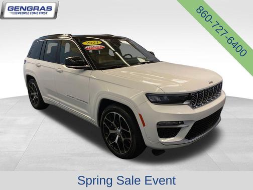 Bright White Clearcoat 2024 Jeep Grand Cherokee Summit