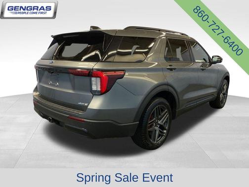 Gray Metallic 2025 Ford Explorer ST-Line