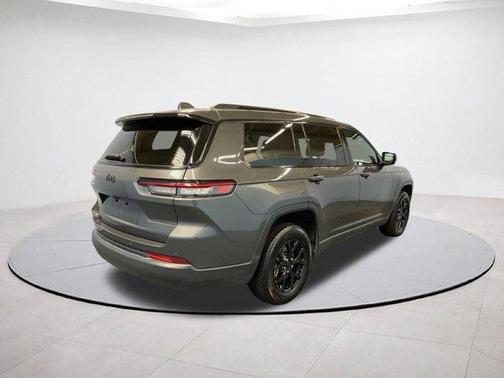 2024 Jeep Grand Cherokee L Laredo