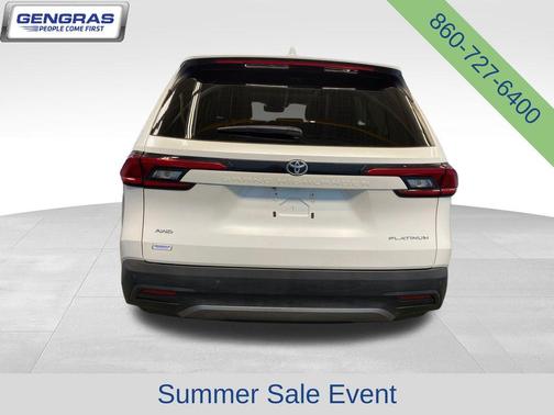 Pearl 2024 Toyota Grand Highlander