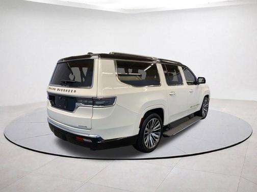 2024 Jeep Grand Wagoneer L Series III