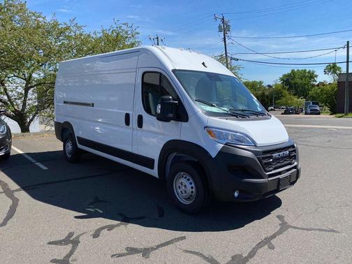 Bright White Clearcoat 2026 RAM ProMaster 2500 High Roof