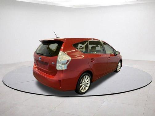 2013 Toyota Prius v 