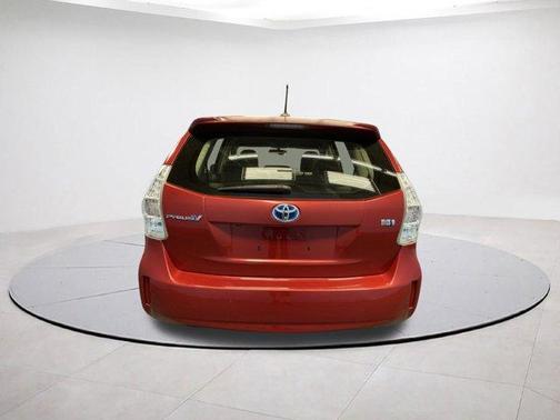 2013 Toyota Prius v 
