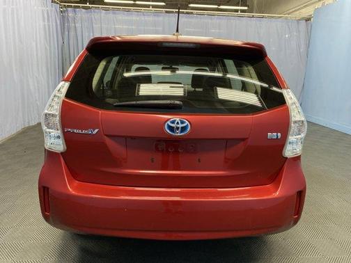 2013 Toyota Prius v 