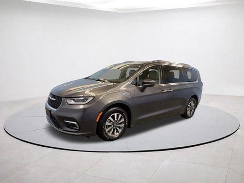 2021 Chrysler Pacifica Hybrid Touring L