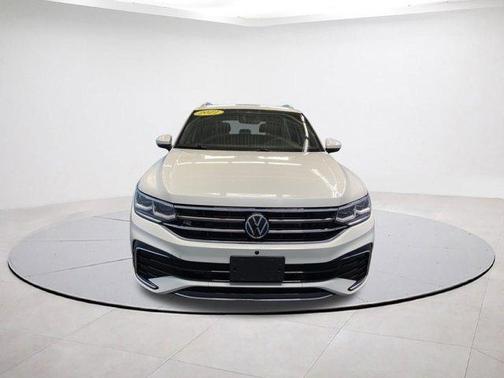 2022 Volkswagen Tiguan 2.0T SEL R-Line