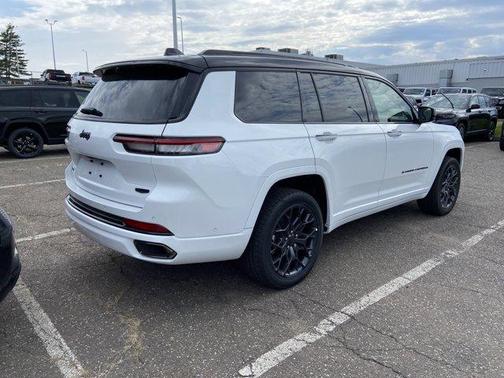 2025 Jeep Grand Cherokee L Summit