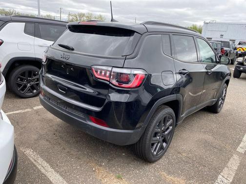 Diamond Black 2026 Jeep Compass Limited Altitude