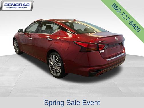 Scarlet Ember 2023 Nissan Altima 2.5 SL