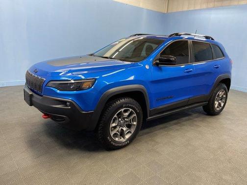 2023 Jeep Cherokee Trailhawk