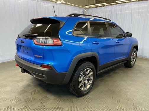 2023 Jeep Cherokee Trailhawk