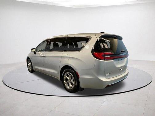 Silver Mist Clearcoat 2024 Chrysler Pacifica Limited