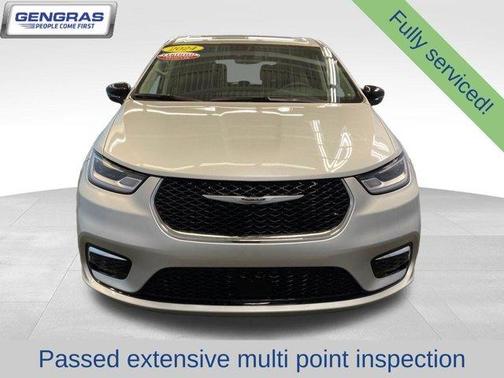 Silver Mist Clearcoat 2024 Chrysler Pacifica Limited