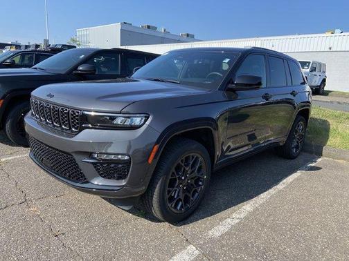 2025 Jeep Grand Cherokee Summit