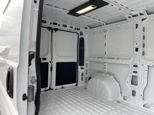 2025 RAM ProMaster 1500 Low Roof