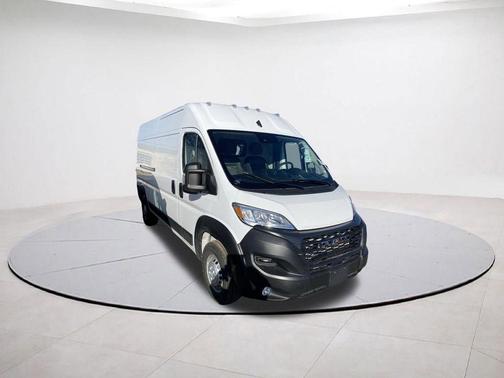 Bright White Clearcoat 2026 RAM ProMaster 2500 High Roof
