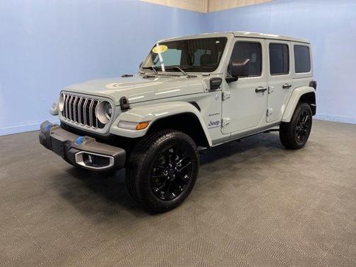 2024 Jeep Wrangler 4xe Sahara