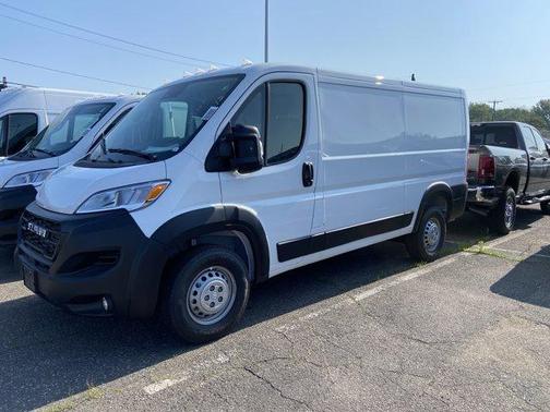 2025 RAM ProMaster 2500 Base