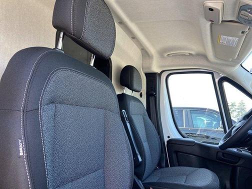 2025 RAM ProMaster 2500 Base