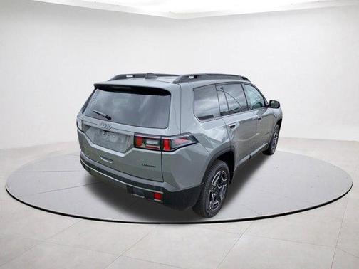 Sting Gray Clearcoat 2026 Jeep Cherokee LAREDO/LIMITED