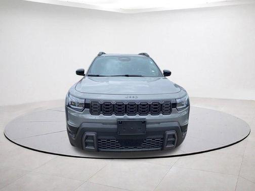 Sting Gray Clearcoat 2026 Jeep Cherokee LAREDO/LIMITED