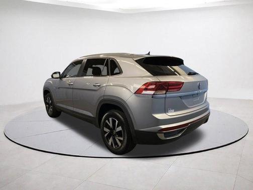 2020 Volkswagen Atlas Cross Sport 2.0T SE