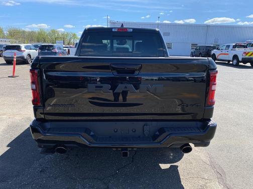 Diamond Black 2026 RAM 1500 Laramie